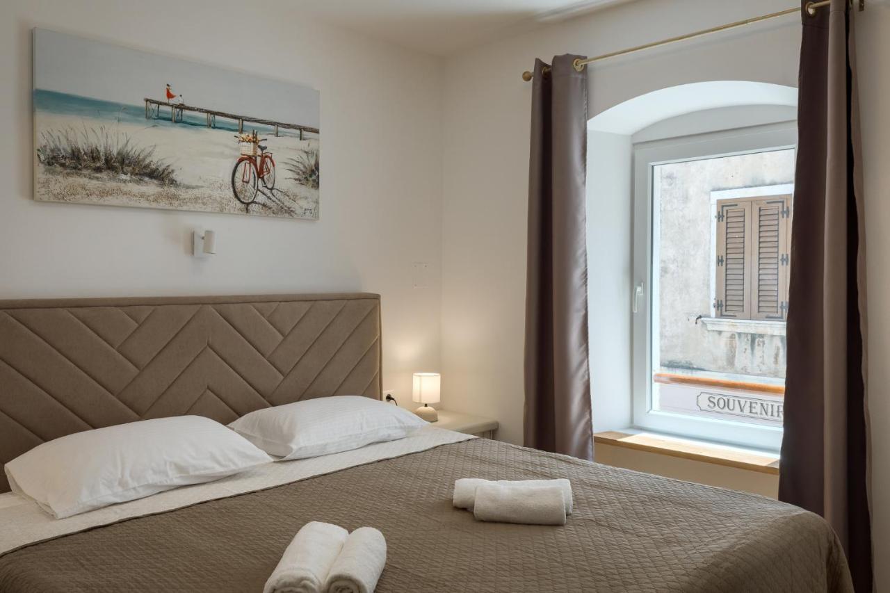 Deluxe Apartment Antonija Porec Esterno foto